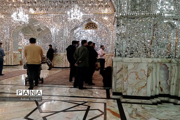 زائرین حرم حضرت عبدالعظیم الحسنی(ع) درشهرری