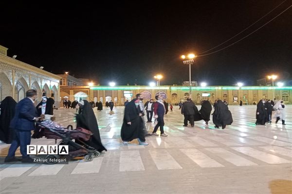 زائرین حرم حضرت عبدالعظیم الحسنی(ع) درشهرری