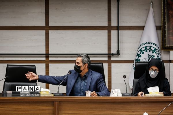 جلسه توجیهی تبیین بسته تحولی سازمان دانش‌آموزی