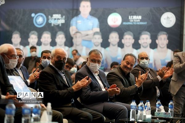 مراسم تجلیل از کشتی‌گیران تیم ملی
