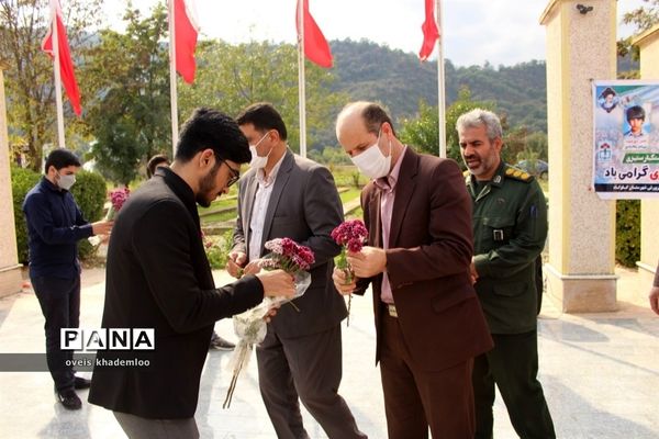 آیین افتتاح هفته بسیج دانش‌آموزی در شهرستان گلوگاه