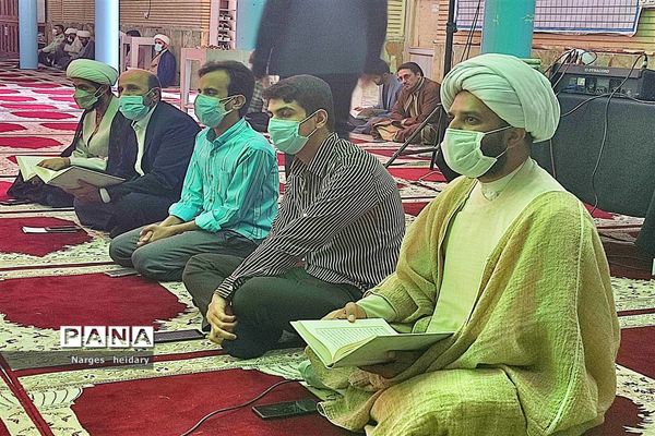 برپایی محفل انس با قرآن در شهرستان امیدیه