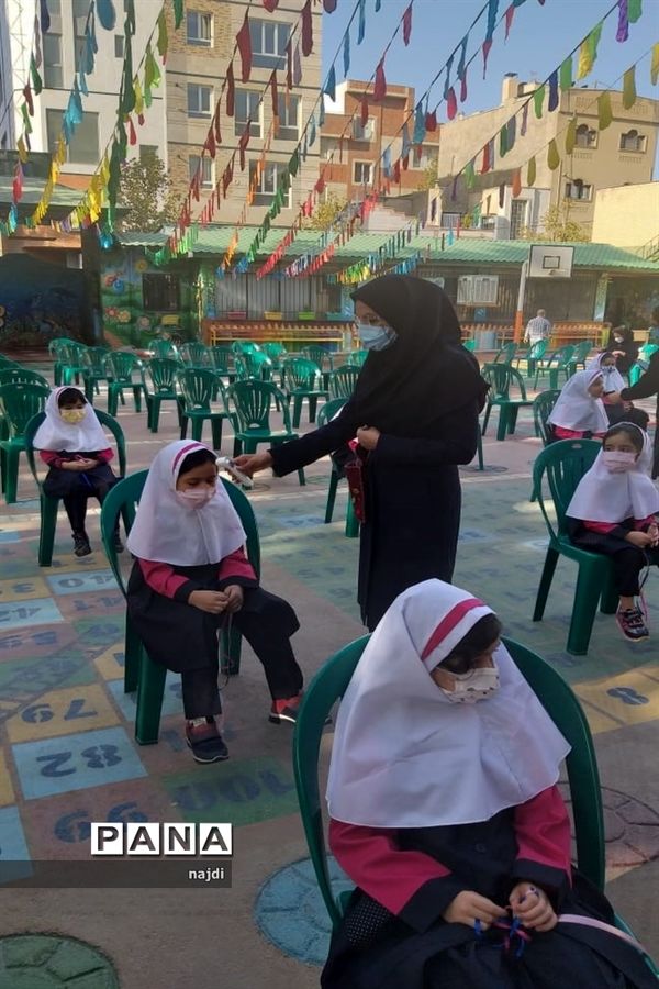 بازگشایی مدارس زیر 300 نفر با رعایت پروتکل‌های بهداشتی