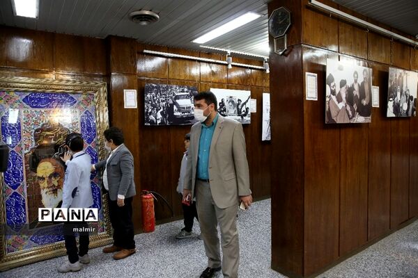 محفل انس با قرآن دانش آموزی در حسینیه جماران