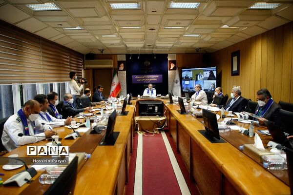 نشست سرپرست وزارت آموزش و پرورش با هیات امنای سازمان دانش‌آموزی
