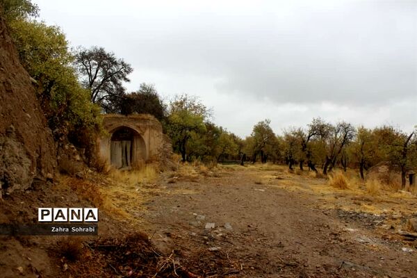 طبیعت پاییزی روستای کهک شهرستان غرق‌آباد