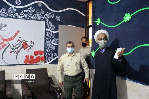 بازدید کارشناسان سازمان دانش‌آموزی خوزستان از سازمان استان کرمان