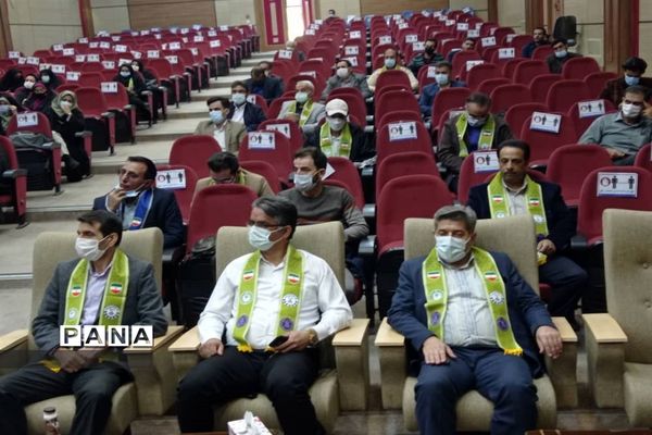 دوره آموزشی تبین و تشریح سند تحول تشکیلات دانش‌آموزی پیشتازان