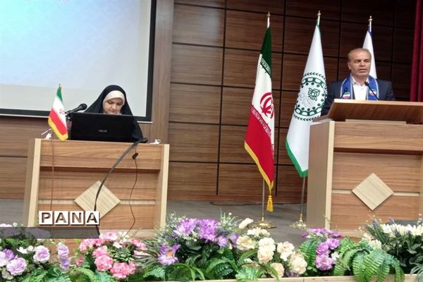 دوره آموزشی تبین و تشریح سند تحول تشکیلات دانش‌آموزی پیشتازان