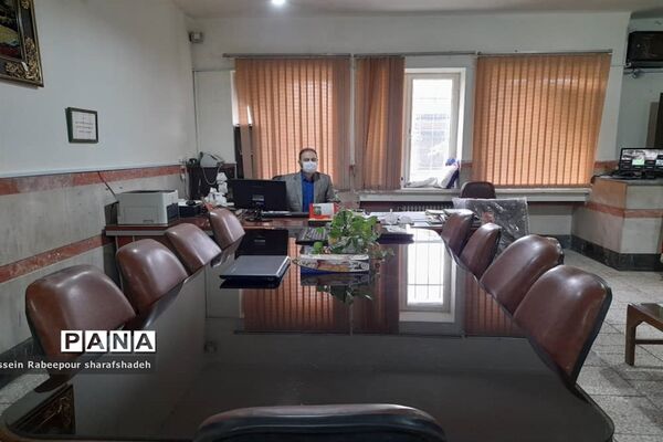 آموزش حضوری در هنرستان شریعتی منطقه 16