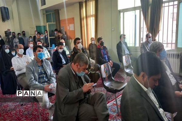 مدرسه مکتب عشق