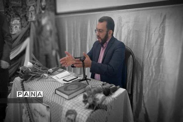 مدرسه مکتب عشق