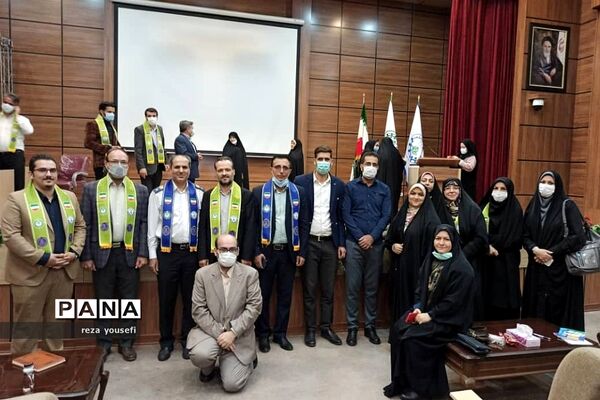 برگزاری دوره آموزشی تبیین سند تحول تشکیل پیشتازان سازمان دانش‌آموزی در شهریار