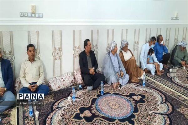 دیدار چهره به چهره اهالی روستای حلاف حمیدیه با مسئولان آموزش و پرورش شهرستان