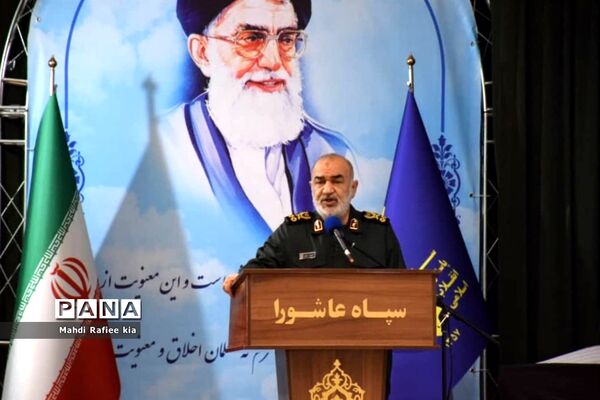 آیین تکریم و معارفه فرمانده سپاه عاشورا آذربایجان شرقی