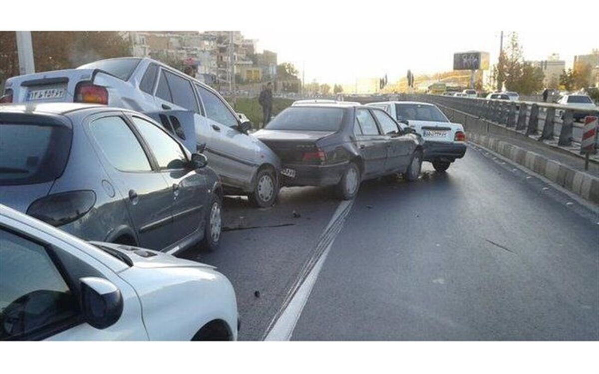 ۳۵ تصادف نتیجه نخستین باران پاییزی در همدان