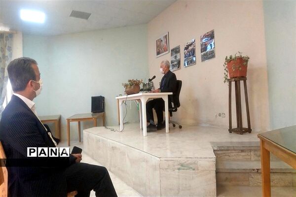 مراسم بزرگداشت شهدای دانش‌آموز در کتابخانه شهید مدرس