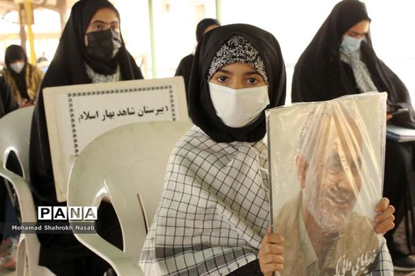 آیین میثاق با شهدا و افتتاحیه هفته بسیج دانش‌آموزی در اهواز