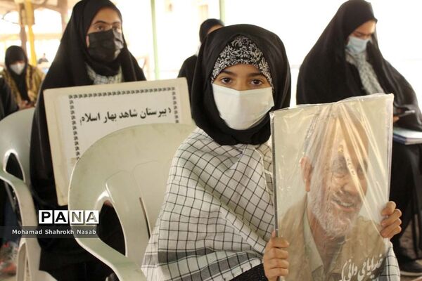 آیین میثاق با شهدا و افتتاحیه هفته بسیج دانش‌آموزی در اهواز