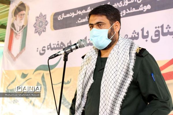 آیین میثاق با شهدا و افتتاحیه هفته بسیج دانش‌آموزی در اهواز
