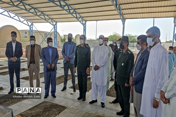 مراسم عطرافشانی مزار شهدای دانش‌آموزی چابهار
