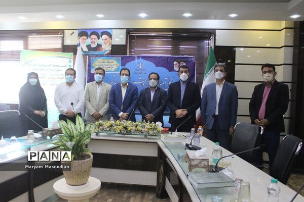 مراسم تجلیل از گروه آموزشی مشاوران استان بوشهر
