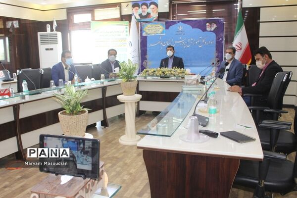 مراسم تجلیل از گروه آموزشی مشاوران استان بوشهر