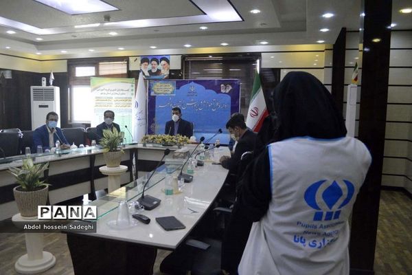 مراسم تجلیل از گروه آموزشی مشاوران استان بوشهر