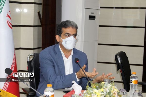 مراسم تجلیل از گروه آموزشی مشاوران استان بوشهر