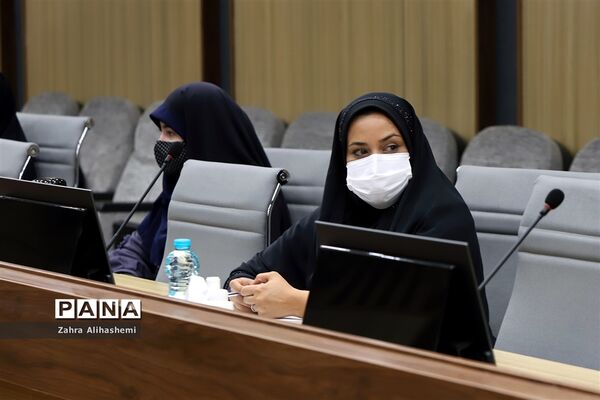 نشست کارشناسان و کارشناس مسئولان پیشگیری و مراقبت از آسیب‌های اجتماعی مناطق  تهران