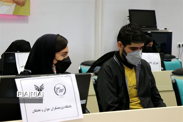 نشست صمیمی تشکل ‌های دانش‌آموزی و دانشجویی با مسئولان شهرستان قدس