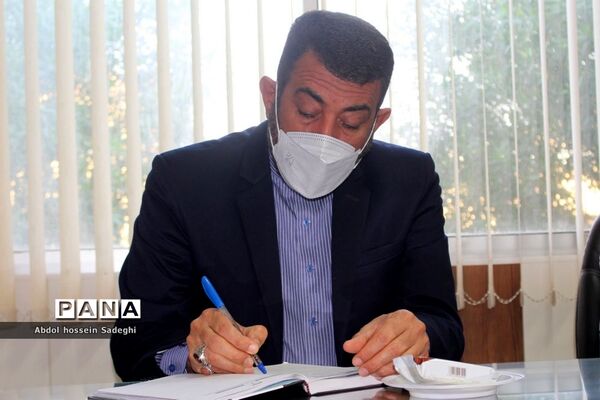 نشست هماهنگی اجرای برنامه‌های نماز آموزش و پرورش استان بوشهر