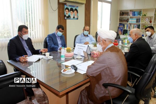 نشست هماهنگی اجرای برنامه‌های نماز آموزش و پرورش استان بوشهر