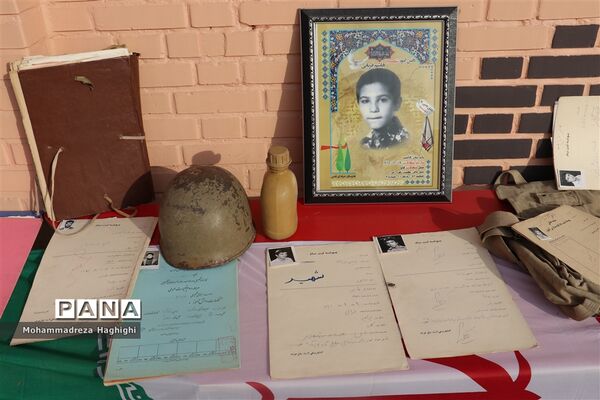 زنگ استکبار ستیزی در هنرستان قدس منطقه17