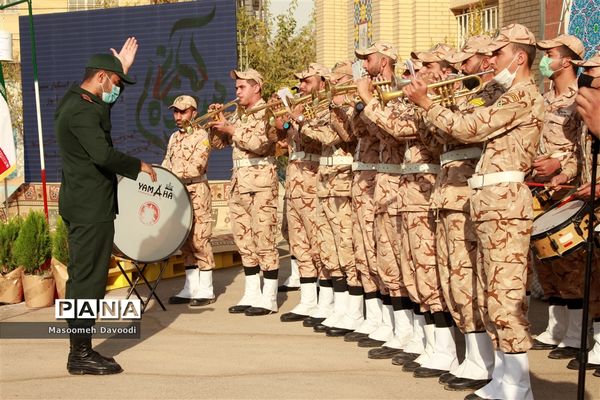 آیین نواختن زنگ استکبارستیزی در مدارس فارس