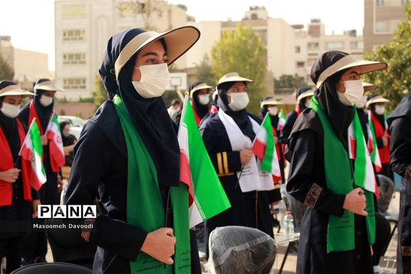 آیین نواختن زنگ استکبارستیزی در مدارس فارس