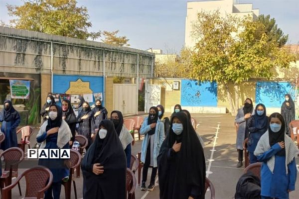 نواختن زنگ استکبار ستیزی در مدارس دماوند