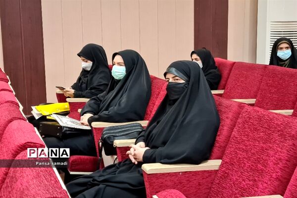 جشن معلمان ابتدایی جدیدالورود در منطقه ۱۳