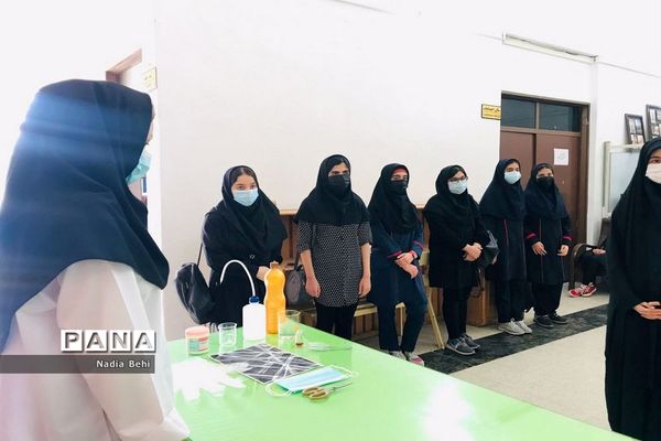 همایش روز آزمایشگاه در پژوهش سرای شهید خوشبخت بوشهر