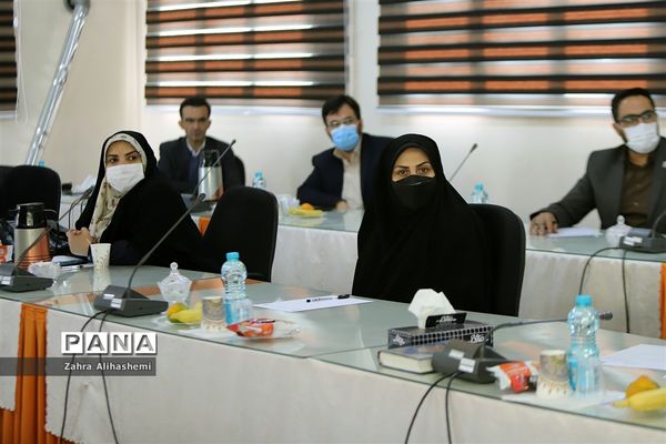 نشست کارشناس مسئولان و کارشناسان فرهنگی هنری، اردویی شهر تهران