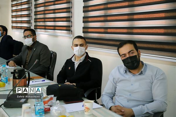 نشست کارشناس مسئولان و کارشناسان فرهنگی هنری، اردویی شهر تهران