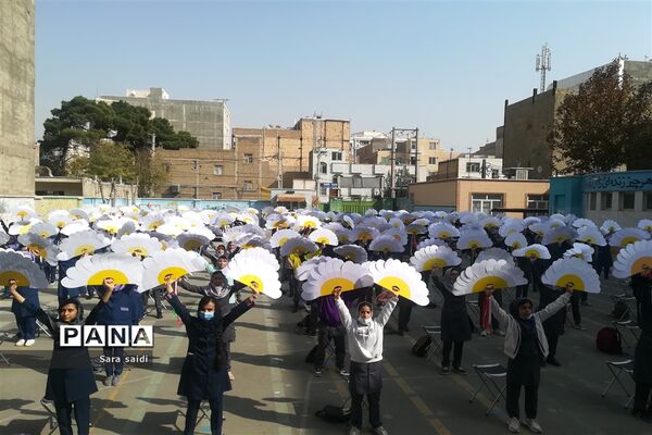 آمادگی دانش‌آموزان پیشتاز شهرستان قدس برای اجرای مانور تشکیلاتی