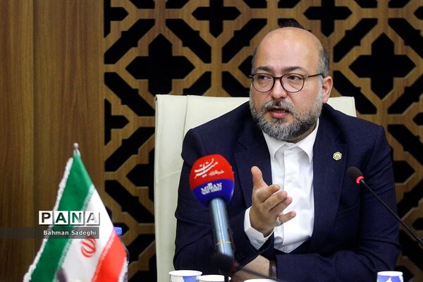 نشست خبری مدیرعامل اتحادیه تعاونی های عمرانی شهر تهران