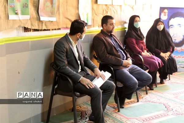 مسابقه نقاشی زنده به مناسبت هفته پدافند غیرعامل در محمودآباد