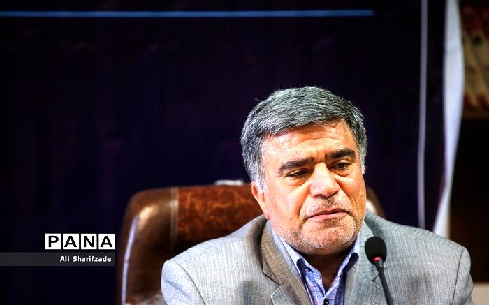 وظیفه‌شناسی و جریان‌شناسی دانش‌آموزان شجاع در راستای ایفای مسئولیت‌های اجتماعی