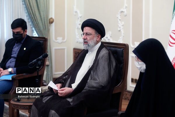 دیدار تشکل‌های دانش‌آموزی با رئیس جمهوری