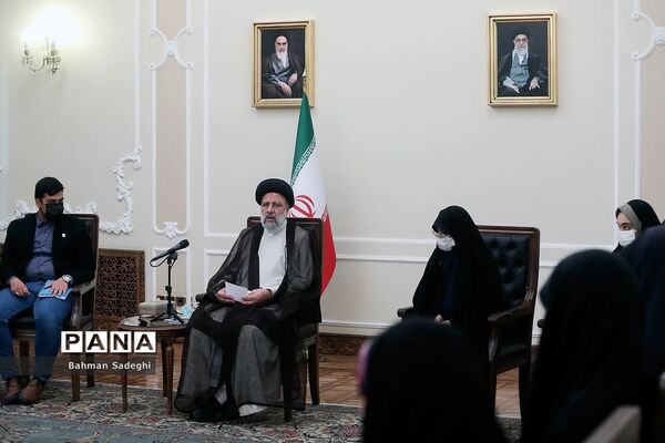 دیدار تشکل‌های دانش‌آموزی با رئیس جمهوری