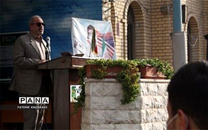 برای انتقال فرهنگ استکبارستیزی به نسل‌های بعد باید کارهای فرهنگی انجام دهیم