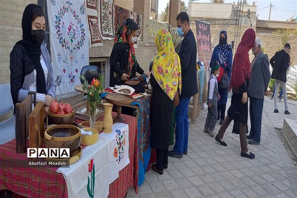افتتاحیه جشنواره انار آونگی کاشمر