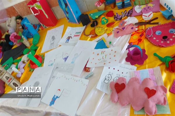 برگزاری مراسم روز دانش آموز در مدارس شهرستان  حمیدیه